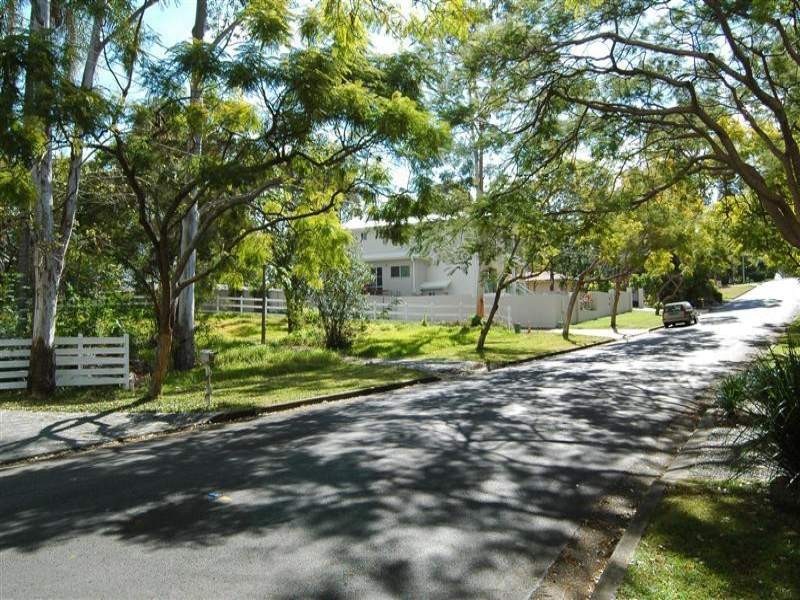 42A Scenic Road, Kenmore QLD 4069
