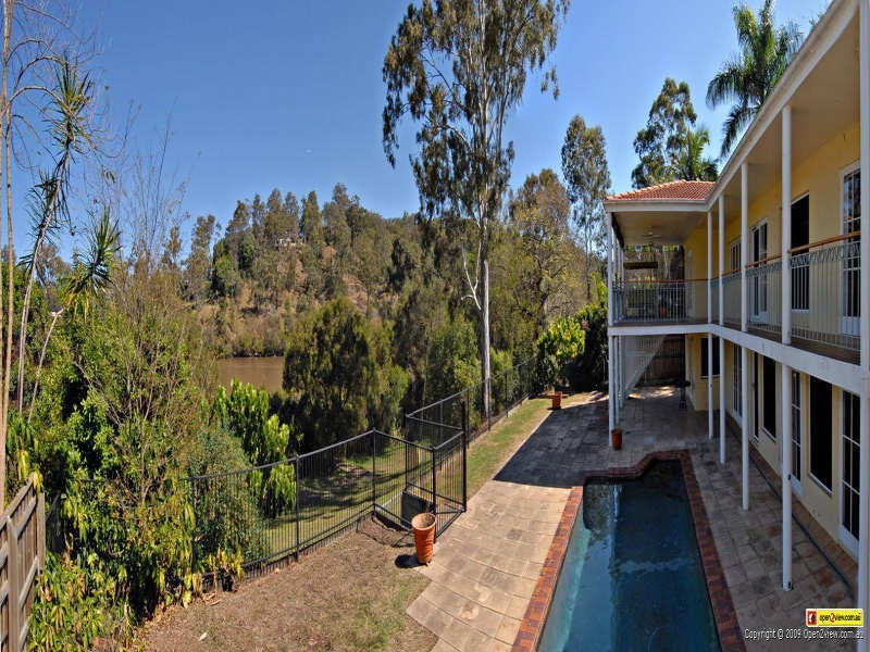 30 Botticelli Street, Fig Tree Pocket QLD 4069