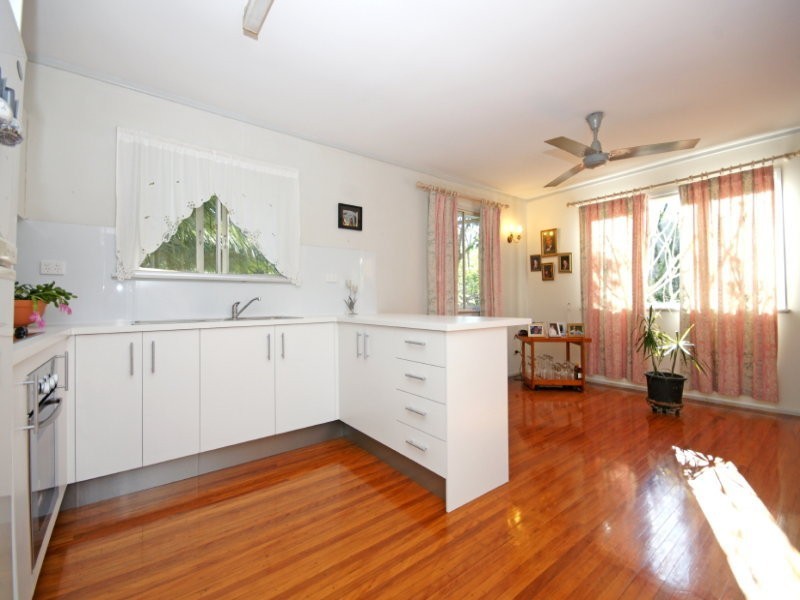 16 Byambee Street, Kenmore QLD 4069