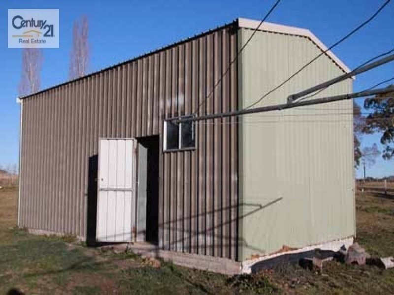 24 Fawcett Road, Glen Innes NSW 2370