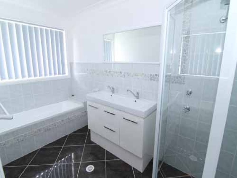 419 Grey Street, Glen Innes NSW 2370