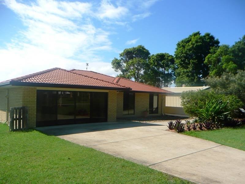 62 Edington Drive, Cooroibah QLD 4565