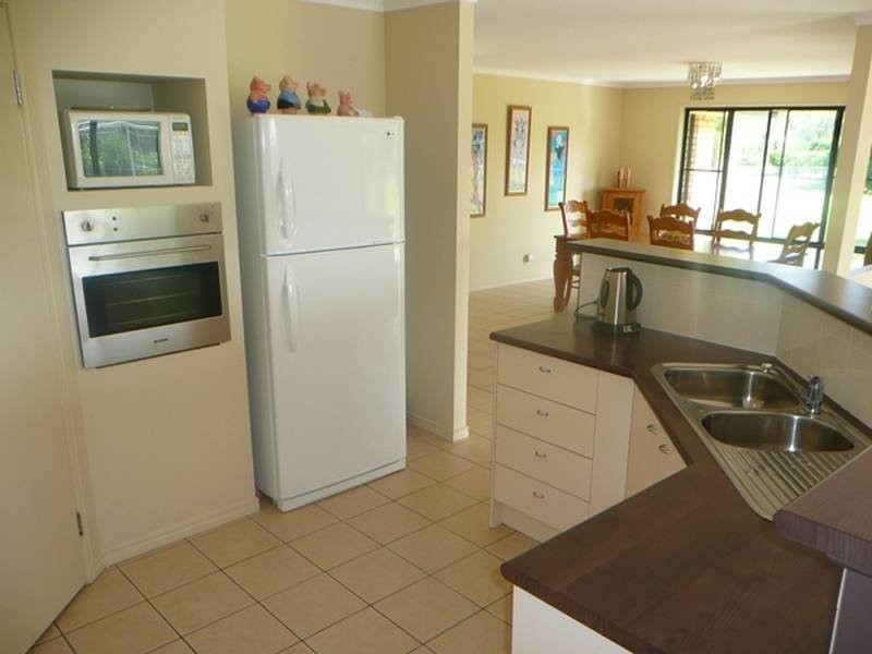 62 Edington Drive, Cooroibah QLD 4565