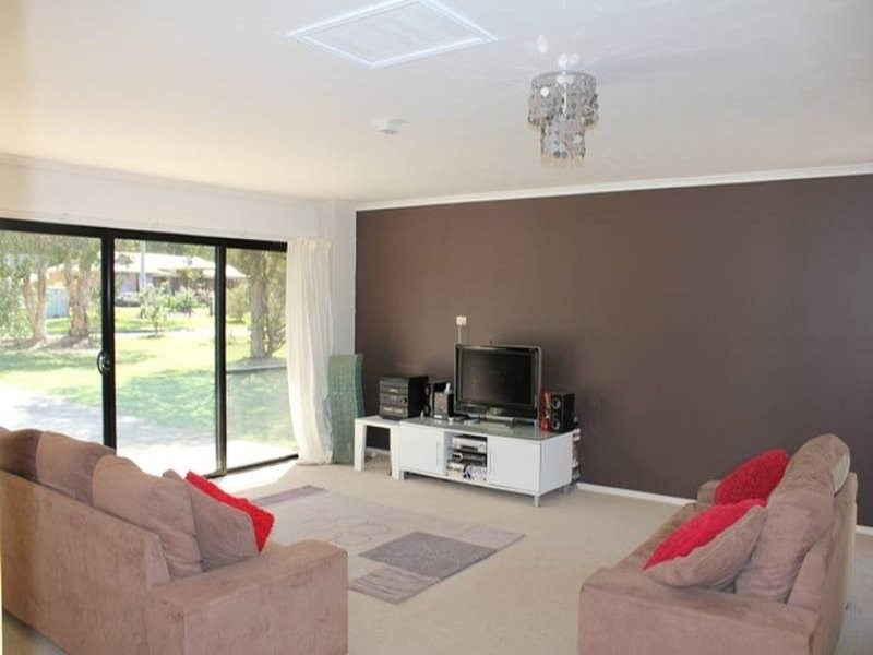 62 Edington Drive, Cooroibah QLD 4565