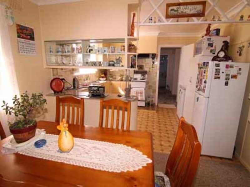 99 Coronation, Glen Innes NSW 2370