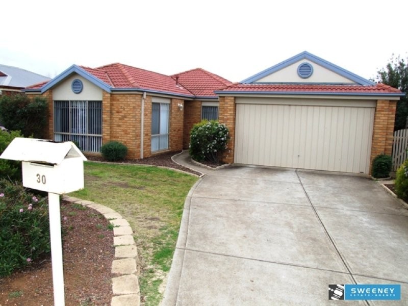 30 Pinnacle Crescent, Brookfield VIC 3338