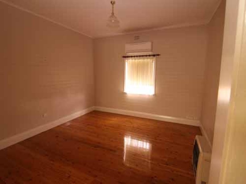 396 Grey Street, Glen Innes NSW 2370