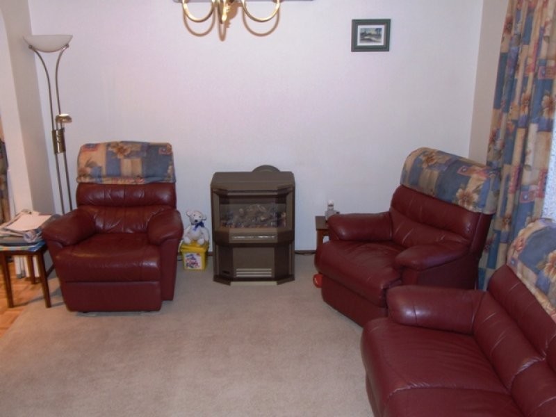 8 Sturt Road, Melton South VIC 3338