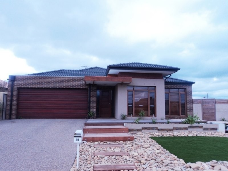 30 Sovereign Boulevard, Melton West VIC 3337