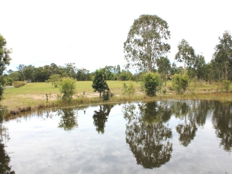 18 Amaroo Place, Cooroibah QLD 4565