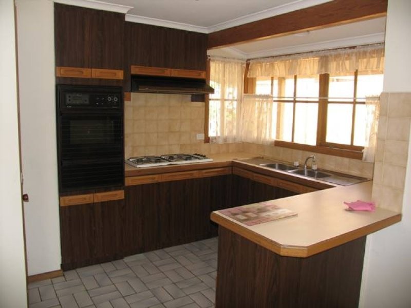 40 Pennyroyal Crescent, Kurunjang VIC 3337
