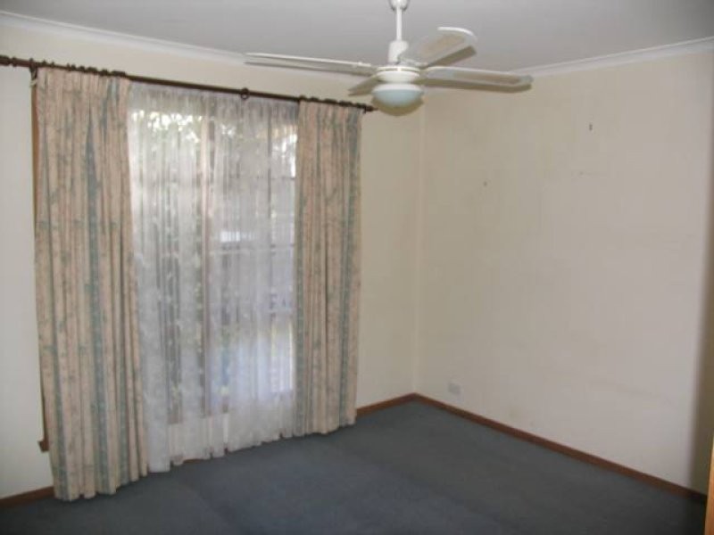40 Pennyroyal Crescent, Kurunjang VIC 3337