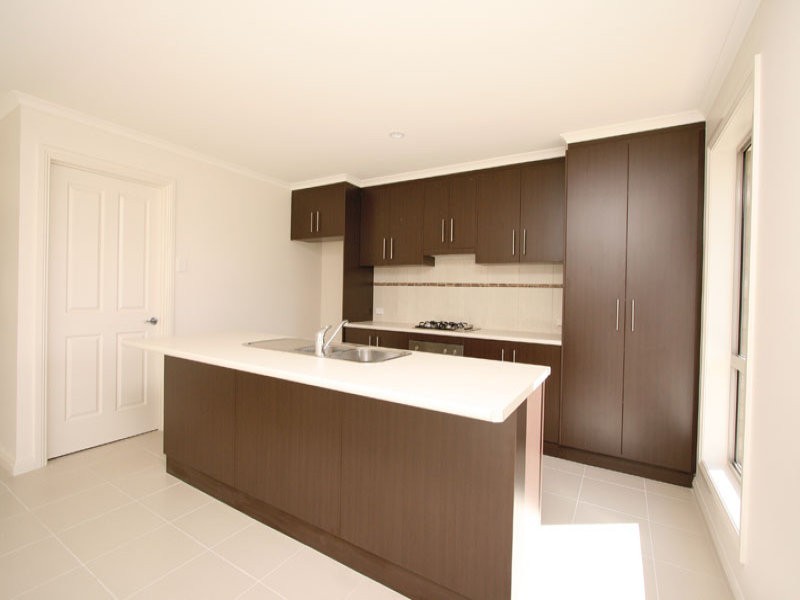 31 CHATEAU AVE, Andrews Farm SA 5114
