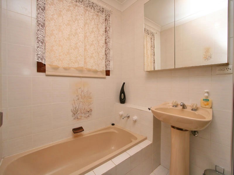 29 MONTEBELLO DR, Salisbury SA 5108