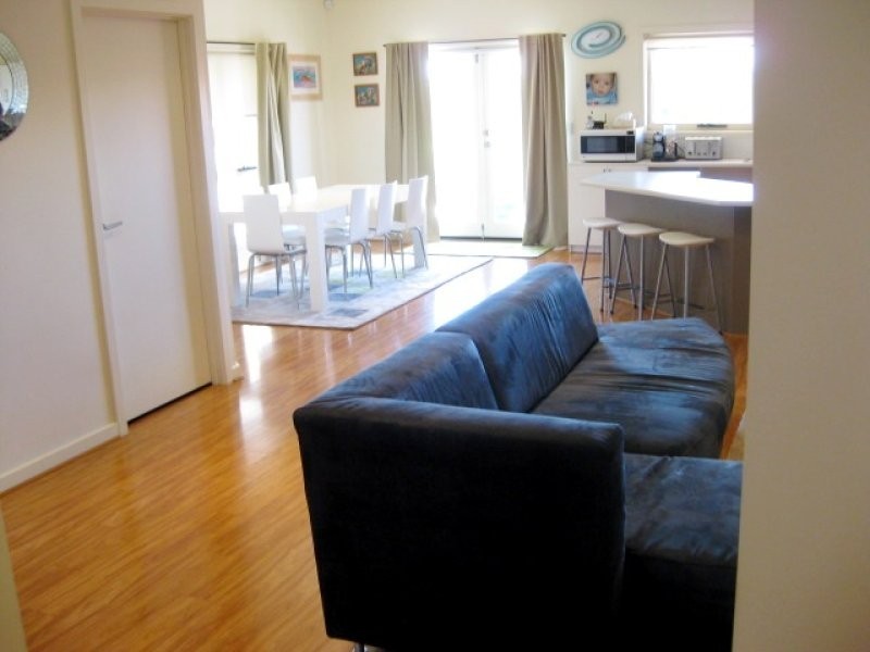 44 The Strand, Mawson Lakes SA 5095