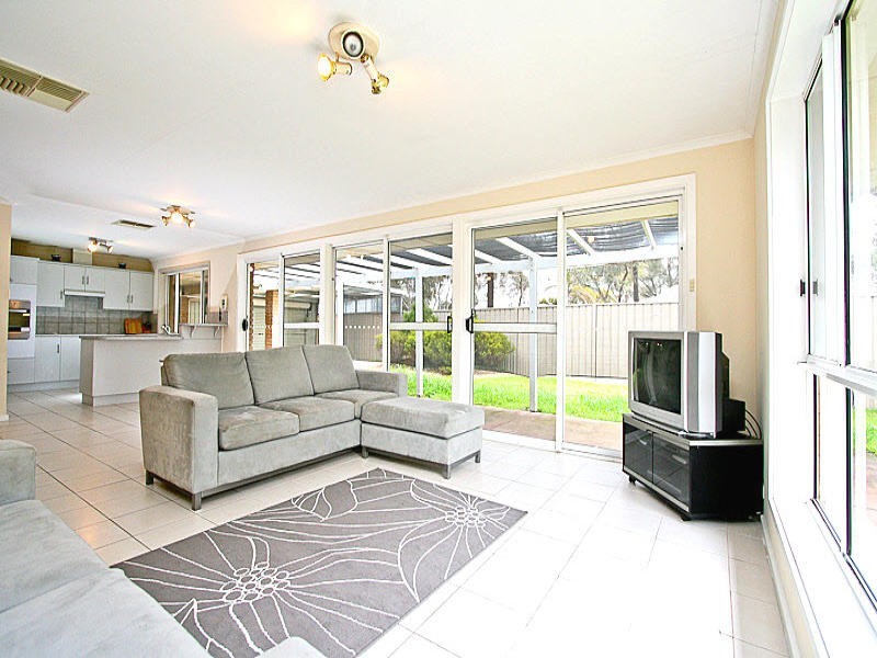 78 Magdalena Crescent, Paralowie SA 5108