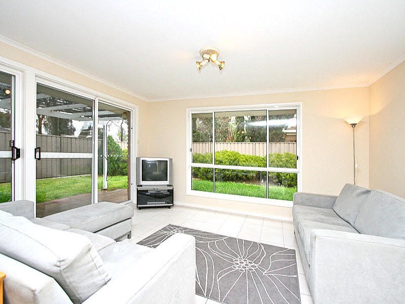 78 Magdalena Crescent, Paralowie SA 5108