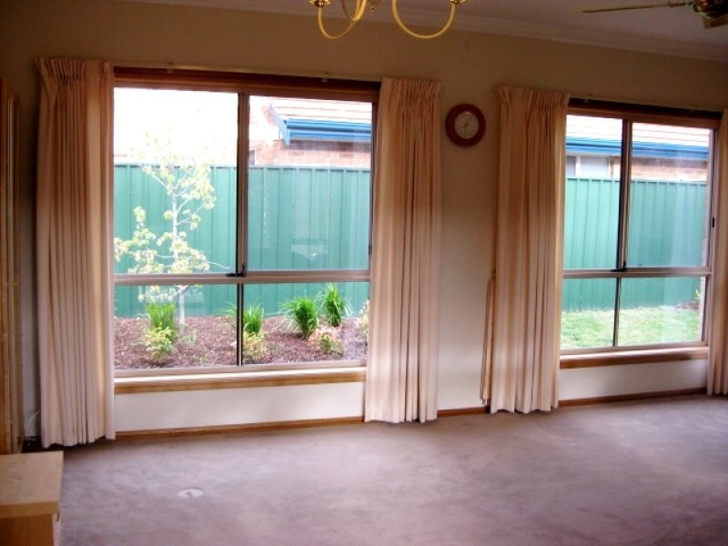 8 Brookside Street, Oakden SA 5086