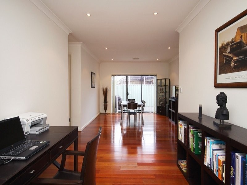 11 Innes Circuit, Mawson Lakes SA 5095