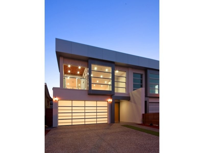 1, 81 Military Road, Tennyson SA 5022