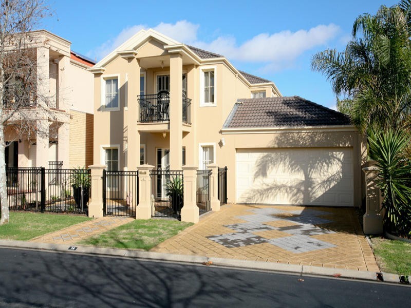 14 McKinlay Court, Mawson Lakes SA 5095