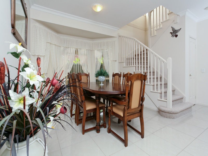 14 McKinlay Court, Mawson Lakes SA 5095