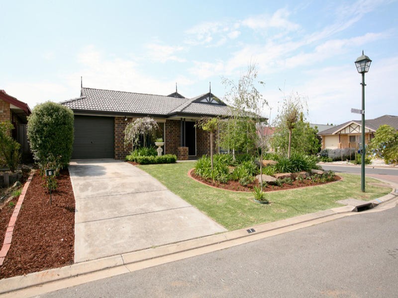 1 Oakwood Street, Parafield Gardens SA 5107