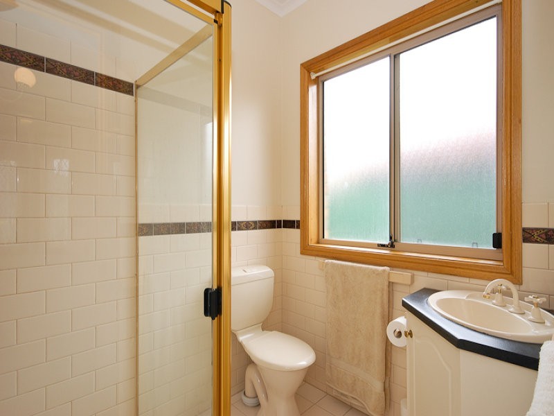 8 Brookside Street, Oakden SA 5086