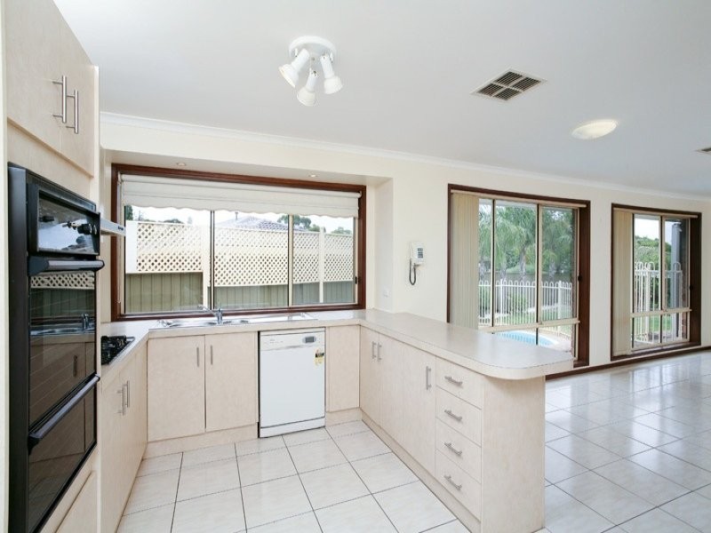 7 Argyle Walk, Hillbank SA 5112