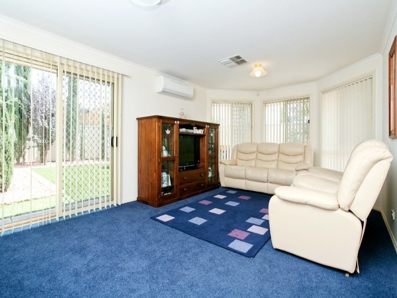 12 Carmelina Court, Parafield Gardens SA 5107