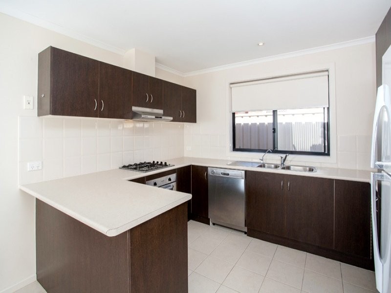 11B Morris Drive, Valley View SA 5093