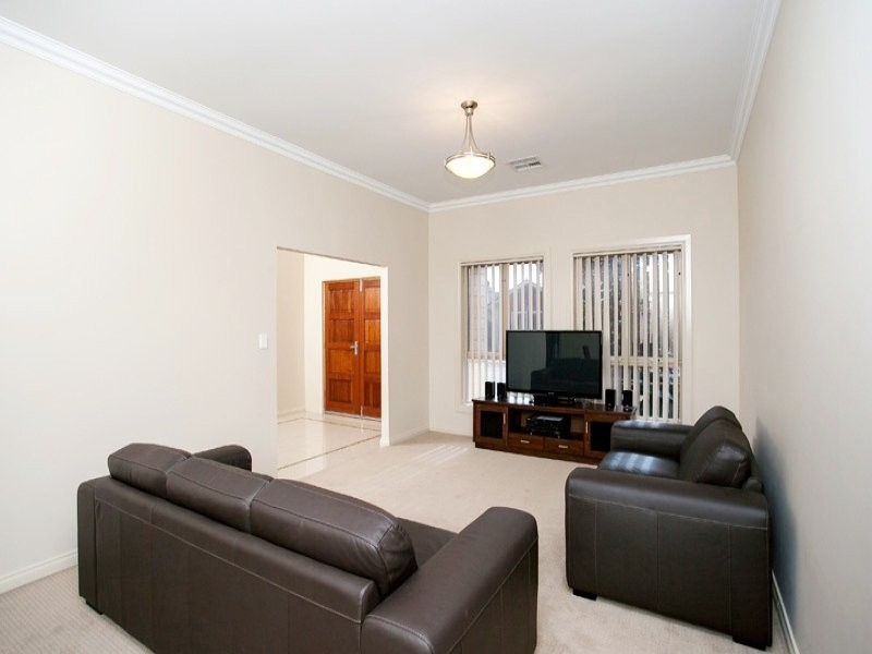 3 Cygnet Street, Mawson Lakes SA 5095