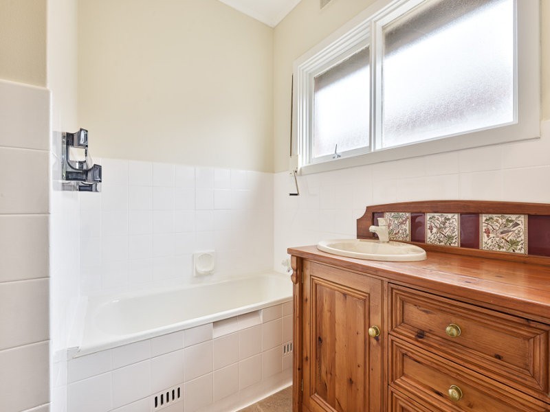 4 Barli Crescent, Gepps Cross SA 5094