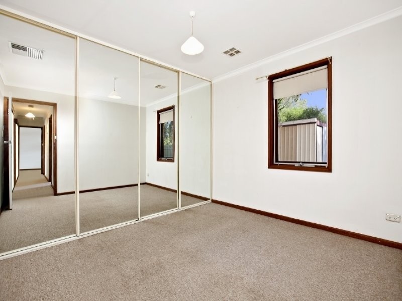 6 Farr Court, Para Hills West SA 5096