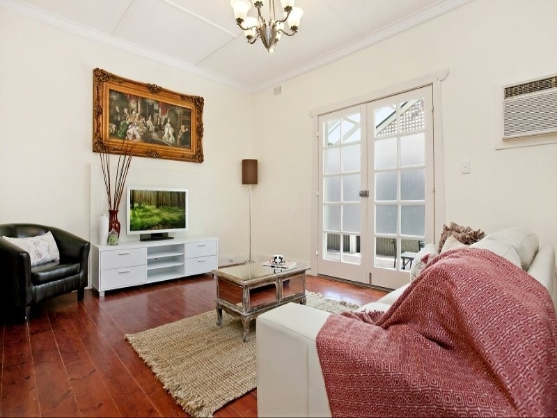 17 Treloar Avenue, Kensington Park SA 5068