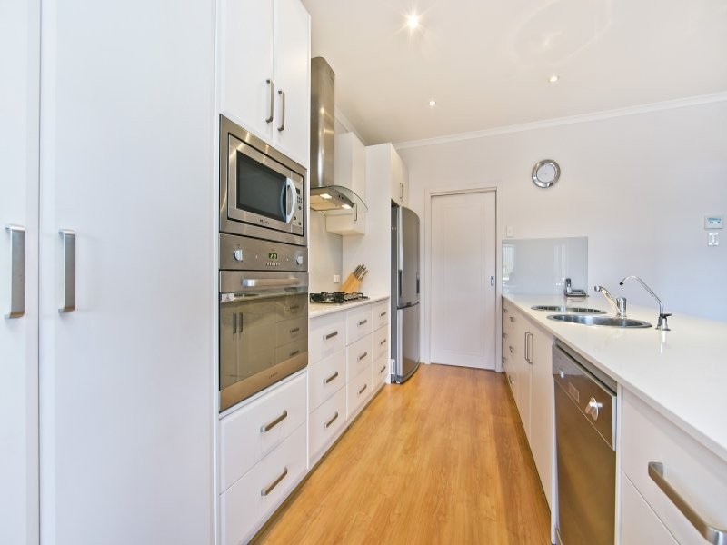 13 Lucia Place, Mawson Lakes SA 5095