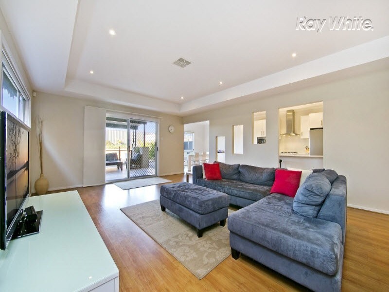 13 Lucia Place, Mawson Lakes SA 5095