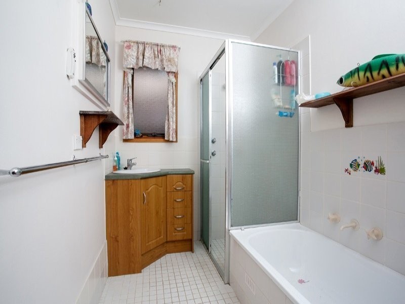 10 Reta Court, Golden Grove SA 5125