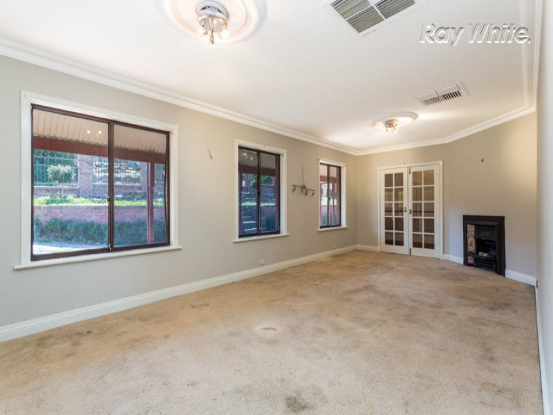 8 Bates Court, Greenwith SA 5125