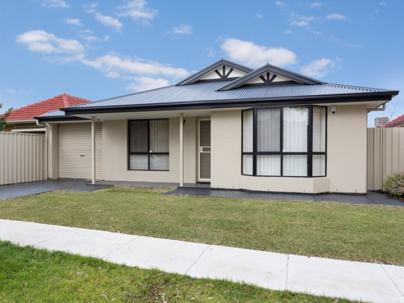 3 Donald St, Valley View SA 5093