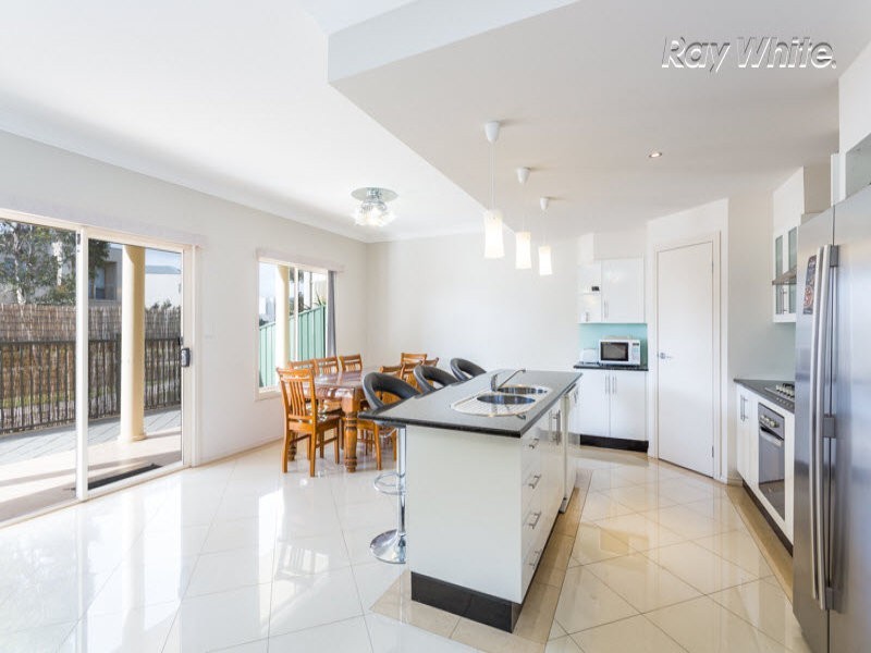 4 Mowbray Street, Mawson Lakes SA 5095