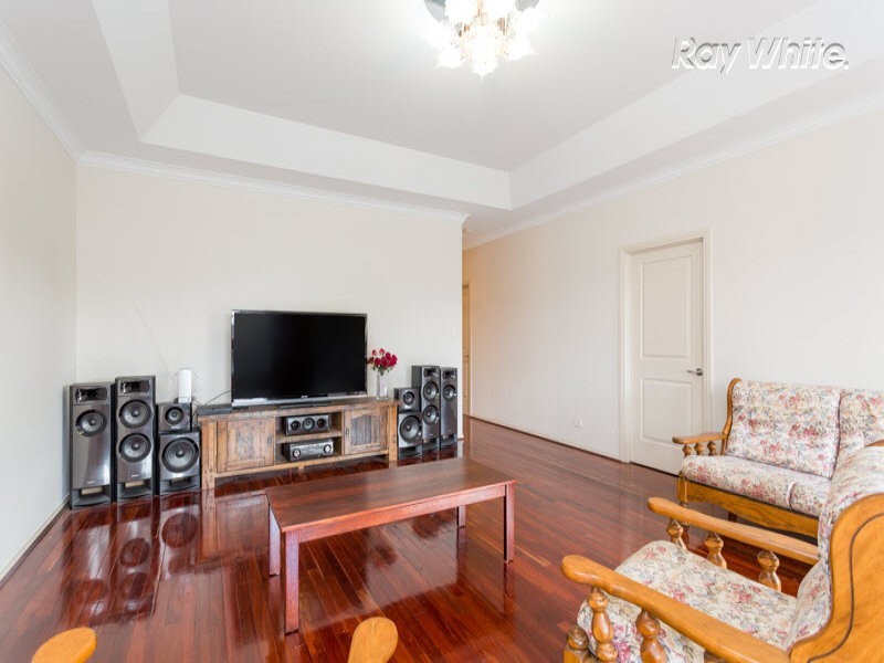 4 Mowbray Street, Mawson Lakes SA 5095