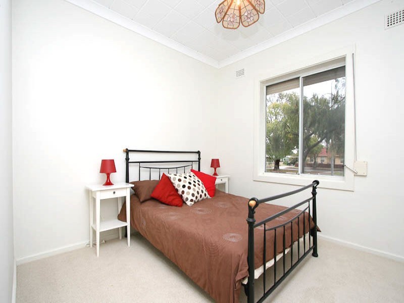 76 & 76A Yorktown Road, Elizabeth Park SA 5113