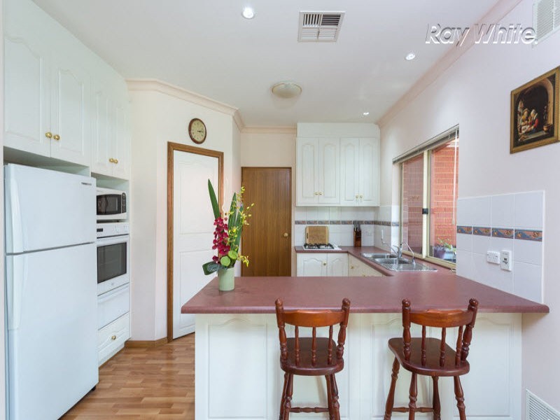 1 Greenfinch Place, Mawson Lakes SA 5095