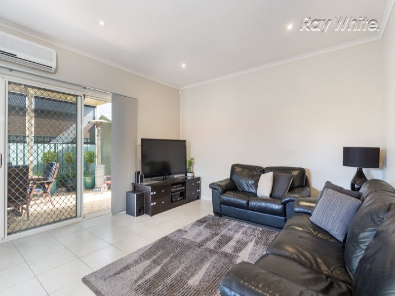 19 Shoalhaven Circuit, Mawson Lakes SA 5095