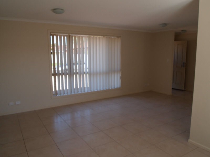 4 DAY STREET, Salisbury SA 5108