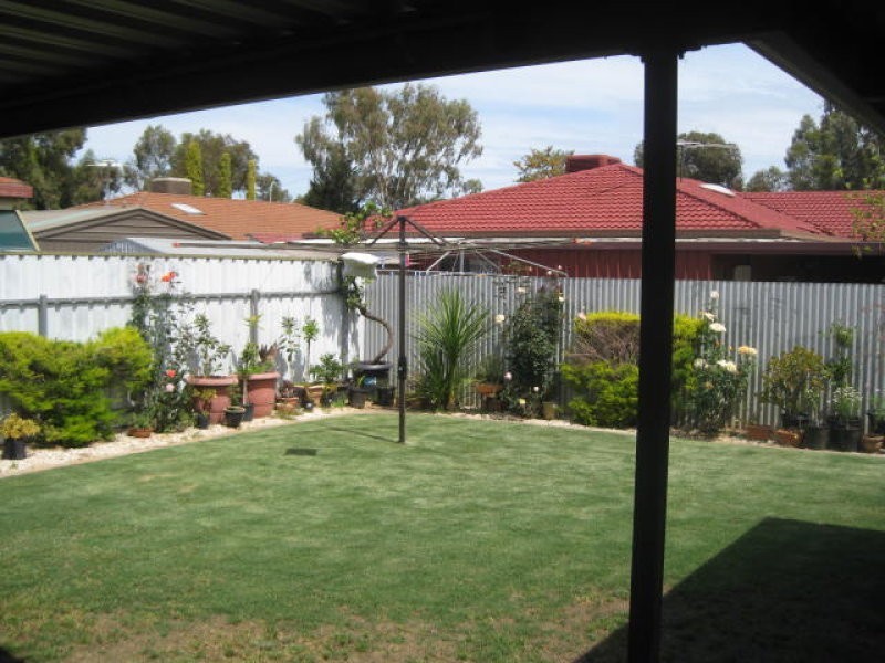 12 Trundle Court, Parafield Gardens SA 5107