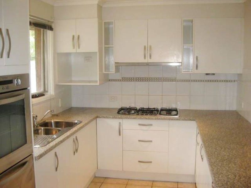 8 Venlo Court, Salisbury Downs SA 5108