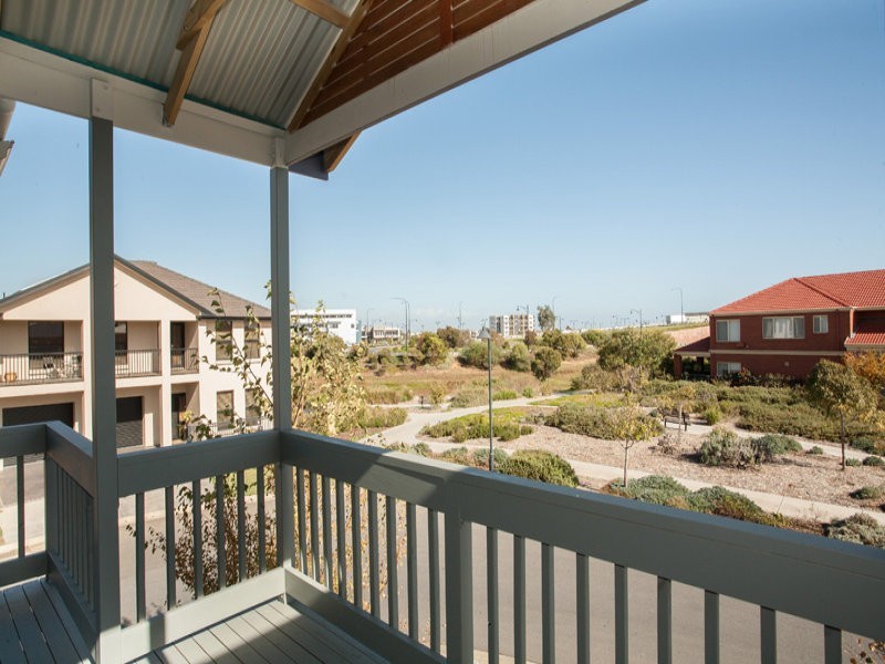 112 Isla Circuit, Mawson Lakes SA 5095