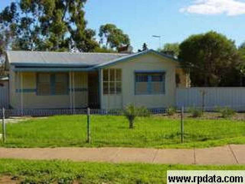 39 Johnston Road, Elizabeth Downs SA 5113